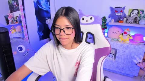 Snapshot of cutestephuwu chatting on 12.20.24  - independent model online show from 12.20.24