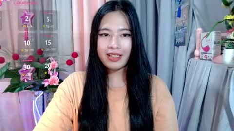Snapshot of cutestgurl_ chatting on 12.17.25 cute online show from 12.17.25