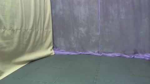 Snapshot of cutetinyasian143_ chatting on 12.02.25 cutetinyasian143_ online show from 12.02.25