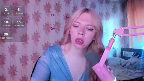 Snapshot of cutie_bambi_ chatting on 07.17.26 Bambi online show from 07.17.26
