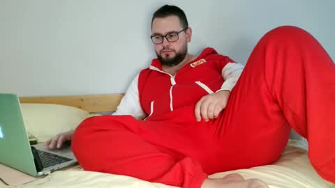 Ben hot video on page  online show from 03.03.25