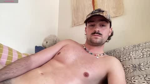 Snapshot of cutie_boy97 chatting on 05.08.26 biddy online show from 05.08.26