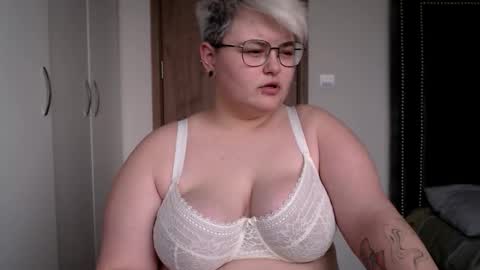 Sophie  Lilith online show from 11.16.25