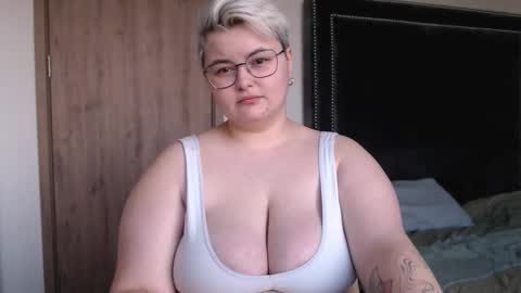 Sophie  Lilith online show from 11.21.25