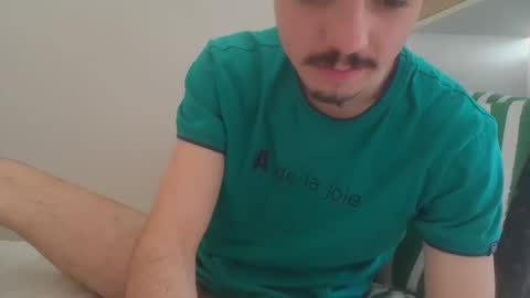 Snapshot of cutie_garlix chatting on 07.23.26 cutie garlix online show from 07.23.26
