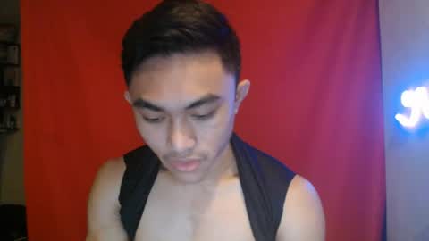 Snapshot of cutie_hunk69 chatting on 06.20.26 cutie_hunk69 online show from 06.20.26