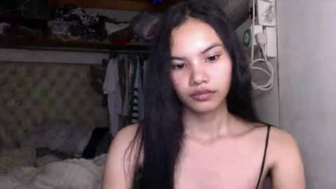 Snapshot of cutiee_lily2 chatting on 04.20.26 cutiee_lily2 online show from 04.20.26
