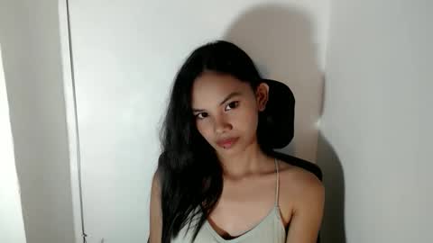 Snapshot of cutiee_lily2 chatting on 05.29.26 cutiee_lily2 online show from 05.29.26