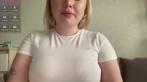 Snapshot of cutiejulie_ chatting on 06.29.26 Julie online show from 06.29.26