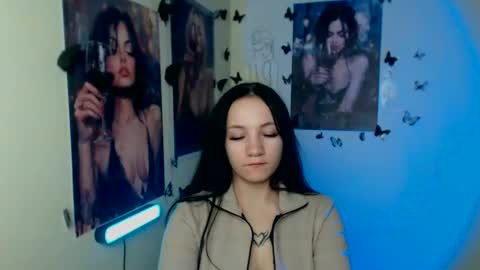 Emma online show from 11.11.25