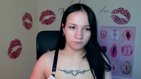 Snapshot of cutielady_ chatting on 04.30.26 Emma online show from 04.30.26