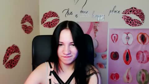 Snapshot of cutielady_ chatting on 05.29.26 Emma online show from 05.29.26