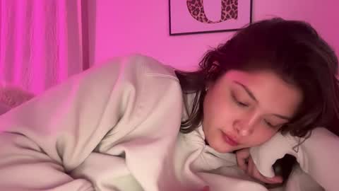 Cutieoggg420 online show from 11.20.25