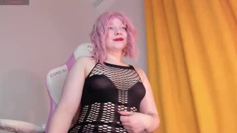 CutieSue online show from 11.22.25