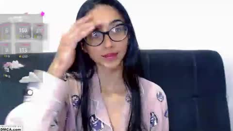Snapshot of cutte_kitty_ chatting on 06.28.26 miss ari online show from 06.28.26