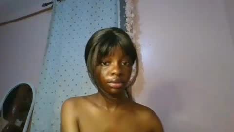 Snapshot of cutty_teshy chatting on 10.23.25 cutty_teshy online show from 10.23.25