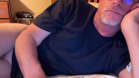 Snapshot of cuuminpussy chatting on 12.29.24 cuuminpussy online show from 12.29.24