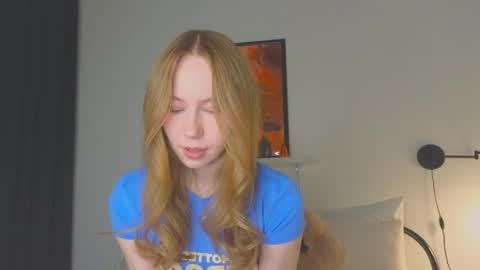 Snapshot of cuute_angell chatting on 06.03.26 Virginia See you on Sunday online show from 06.03.26