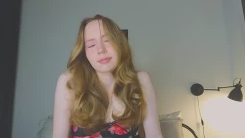 Snapshot of cuute_angell chatting on 06.16.26 Virginia See you on Sunday online show from 06.16.26