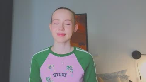 Snapshot of cuute_angell chatting on 06.19.26 Virginia See you on Sunday online show from 06.19.26