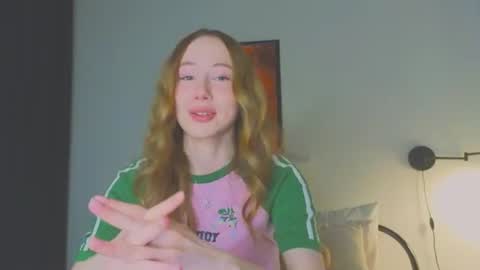 Snapshot of cuute_angell chatting on 06.26.26 Virginia See you on Sunday online show from 06.26.26