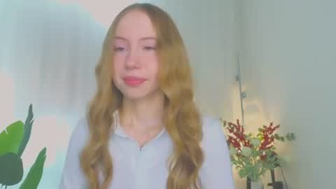 Snapshot of cuute_angell chatting on 07.15.26 Virginia See you on Sunday online show from 07.15.26