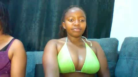 Snapshot of cuvy_babe chatting on 07.04.26 cuvy_babe online show from 07.04.26