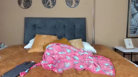 Cyan online show from 01.02.25