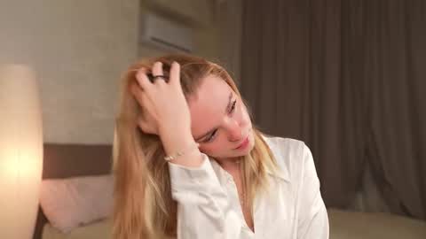 EMILY online show from 10.10.25