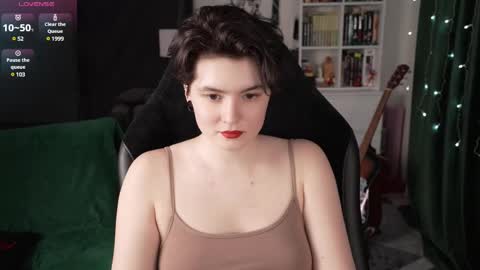 Helen Blossom online show from 02.18.25