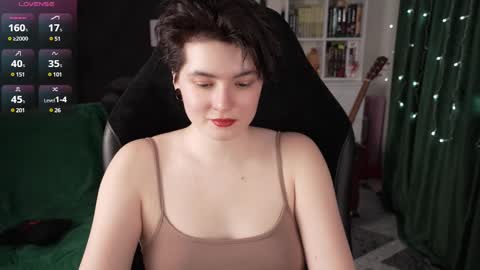 Helen Blossom online show from 02.19.25