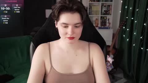 Helen Blossom online show from 02.23.25