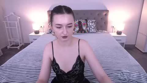 Snapshot of cyrenaluxe chatting on 06.13.26 Cyrena online show from 06.13.26