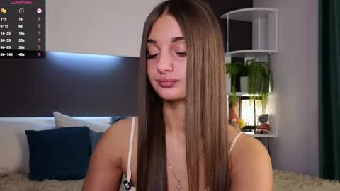 Isabella online show from 02.15.25