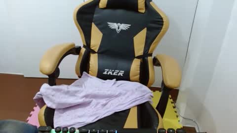 czarina69 online show from 10.21.25