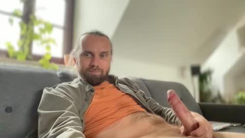 Snapshot of d0n_gi0vanni chatting on 04.19.26 d0n_gi0vanni online show from 04.19.26