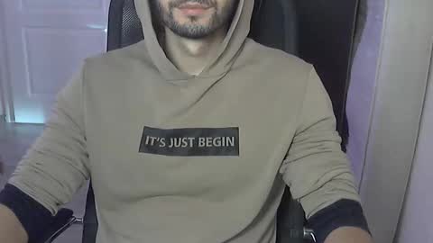 Snapshot of d_____________k chatting on 09.22.25 Dolce online show from 09.22.25