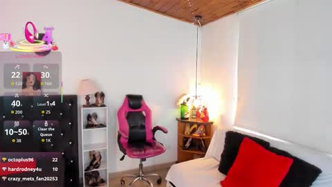 Mia  online show from 12.02.25