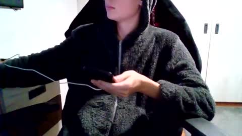 Snapshot of daaneel_ chatting on 01.12.25 Dannel online show from 01.12.25