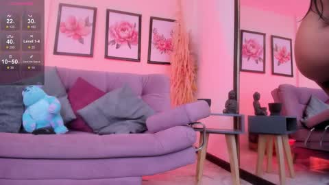 Daniela  online show from 11.21.25