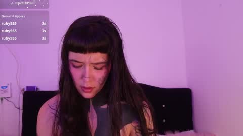 Darlene online show from 02.14.25