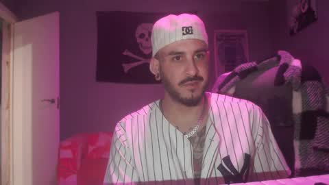 Snapshot of dabirdfree chatting on 09.26.25 Destroyer online show from 09.26.25