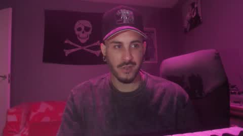 Snapshot of dabirdfree chatting on 11.04.25 Destroyer online show from 11.04.25