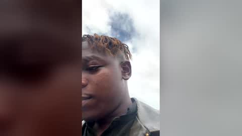 dad_tothesehoes online show from 03.03.26