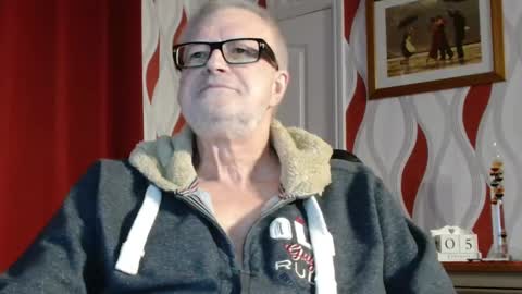 Brian ... online show from 02.05.25