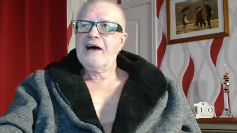 Brian ... online show from 02.10.25