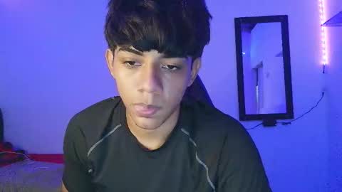 Snapshot of daddy_jesus29 chatting on 12.20.25 daddy_jesus29 online show from 12.20.25