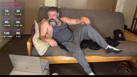 Daddy Dawg Driller online show from 06.18.26