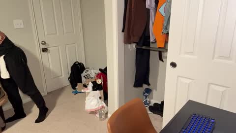 Snapshot of daddydaydrinkz chatting on 02.28.25 DaddydayDrinkz online show from 02.28.25