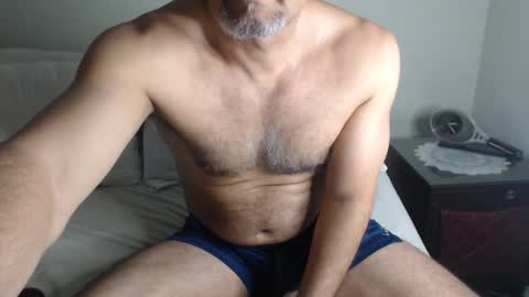 Snapshot of daddyhot_alejandro chatting on 02.22.25 Daddyhot Alejandro online show from 02.22.25